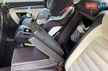 Купе Volkswagen CC / Passat CC 2012 в 