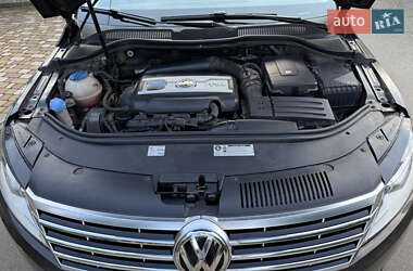 Купе Volkswagen CC / Passat CC 2012 в 