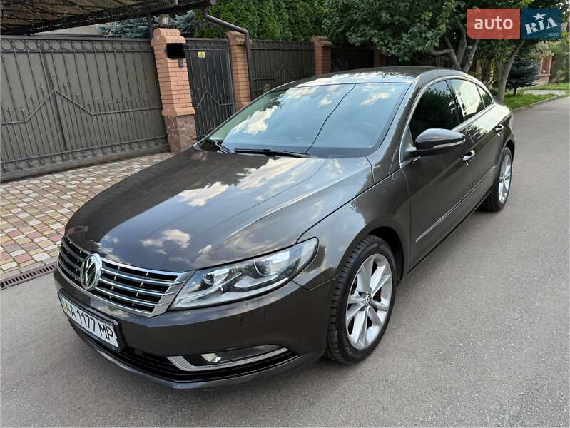 Купе Volkswagen CC / Passat CC 2012 в Киеве