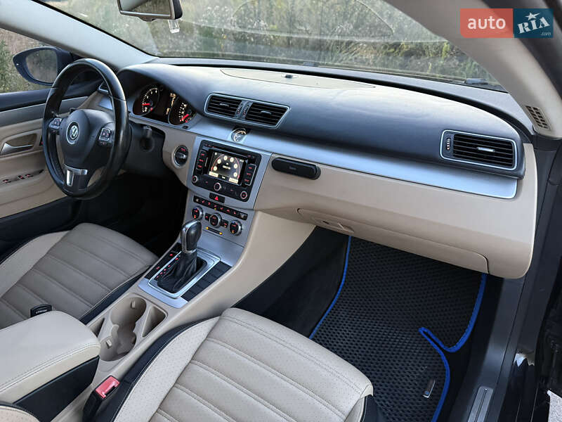 Купе Volkswagen CC / Passat CC 2014 в Белой Церкви