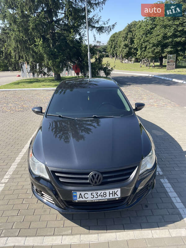 Купе Volkswagen CC / Passat CC 2010 в Луцьку