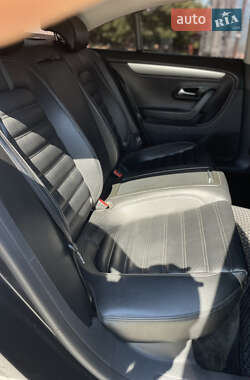 Купе Volkswagen CC / Passat CC 2010 в 