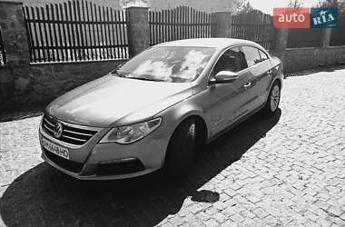 Купе Volkswagen CC / Passat CC 2011 в 