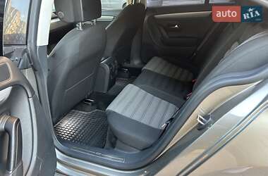 Купе Volkswagen CC / Passat CC 2012 в 