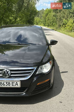 Купе Volkswagen CC / Passat CC 2012 в Городне