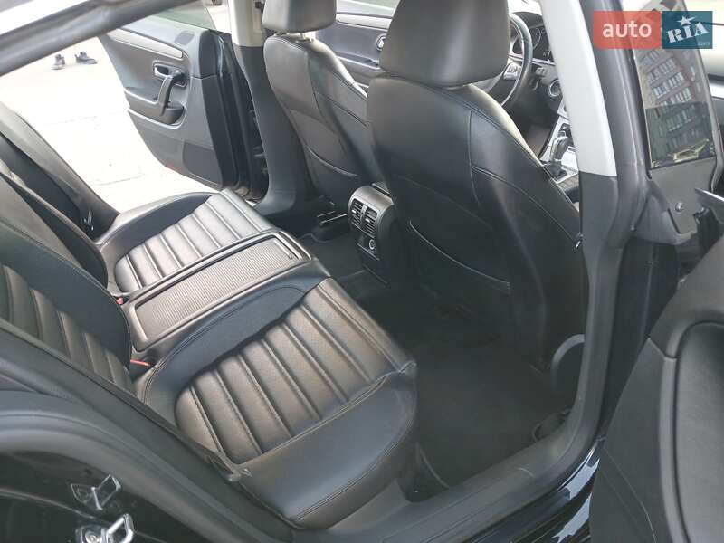 Купе Volkswagen CC / Passat CC 2011 в Одессе