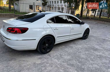 Купе Volkswagen CC / Passat CC 2013 в 