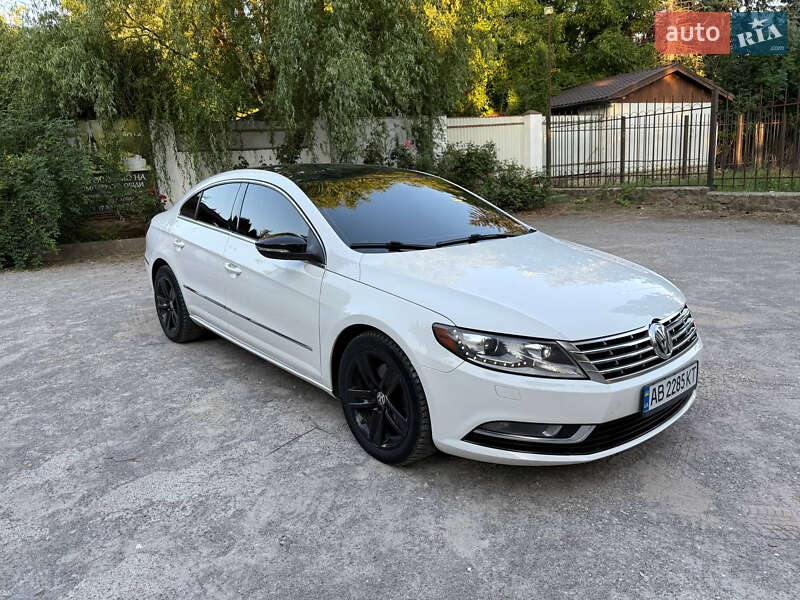 Купе Volkswagen CC / Passat CC 2013 в Шаргороді