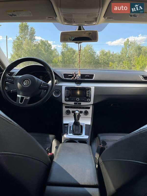 Купе Volkswagen CC / Passat CC 2012 в Сумах