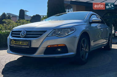 Купе Volkswagen CC / Passat CC 2011 в 