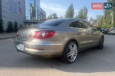 Купе Volkswagen CC / Passat CC 2010 в 