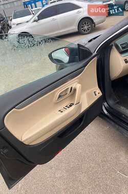 Купе Volkswagen CC / Passat CC 2012 в 