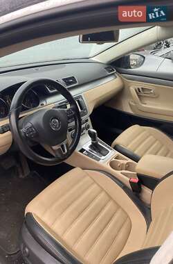 Купе Volkswagen CC / Passat CC 2012 в 