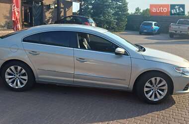 Купе Volkswagen CC / Passat CC 2011 в 