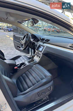 Купе Volkswagen CC / Passat CC 2015 в 