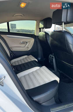 Купе Volkswagen CC / Passat CC 2012 в 