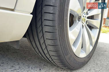 Купе Volkswagen CC / Passat CC 2012 в 