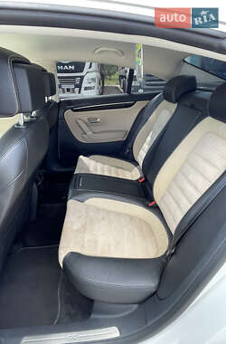 Купе Volkswagen CC / Passat CC 2012 в 