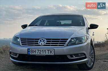 Купе Volkswagen CC / Passat CC 2012 в 