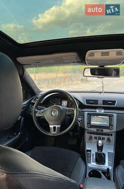 Купе Volkswagen CC / Passat CC 2012 в 