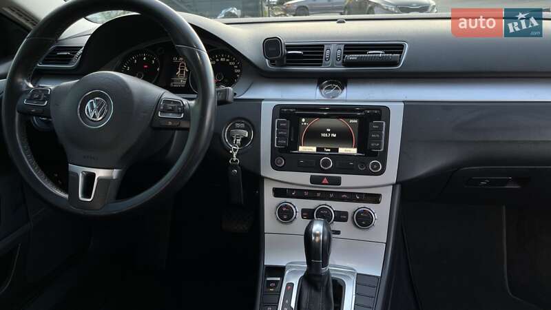 Купе Volkswagen CC / Passat CC 2012 в Шепетівці