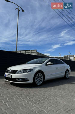 Купе Volkswagen CC / Passat CC 2013 в 
