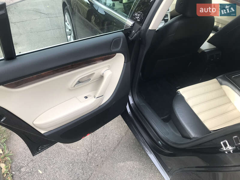 Купе Volkswagen CC / Passat CC 2008 в Днепре