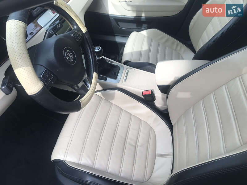 Купе Volkswagen CC / Passat CC 2008 в Днепре