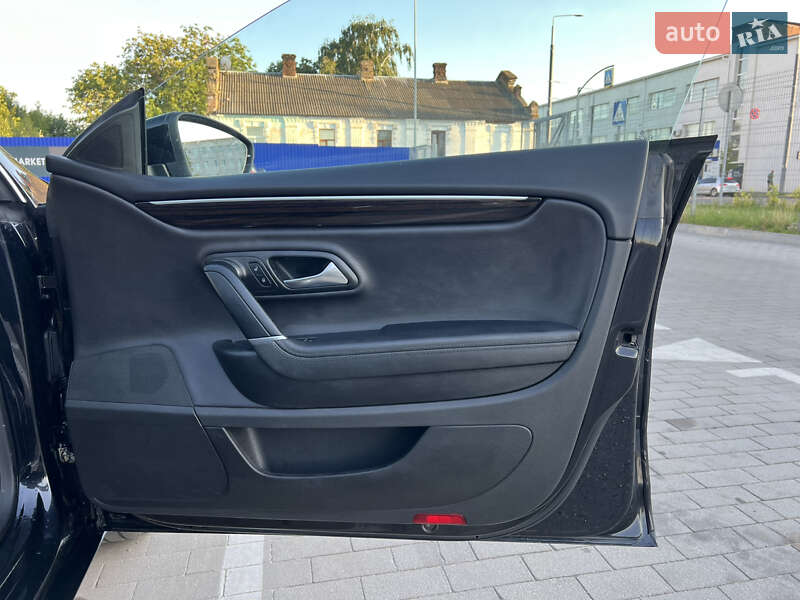 Купе Volkswagen CC / Passat CC 2014 в Виннице