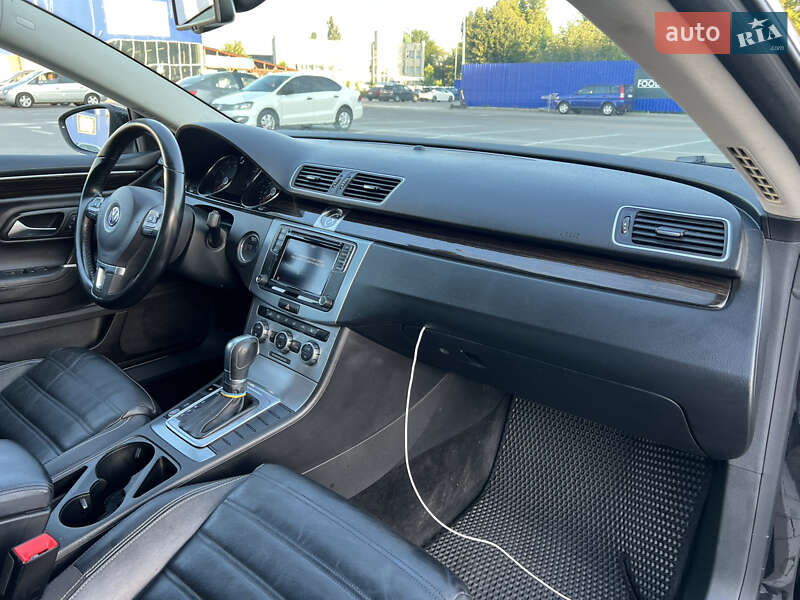 Купе Volkswagen CC / Passat CC 2014 в Виннице