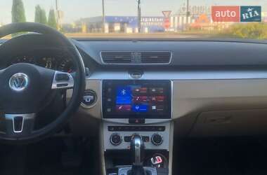 Купе Volkswagen CC / Passat CC 2012 в 