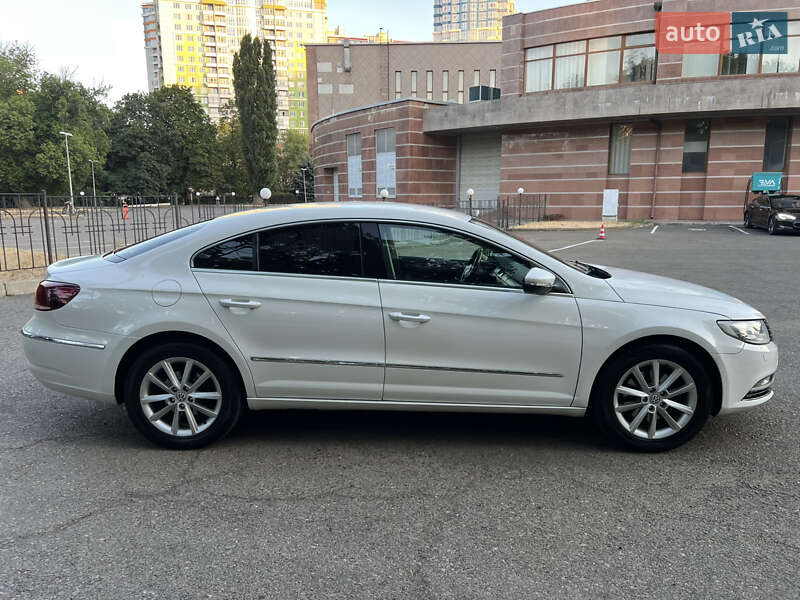 Купе Volkswagen CC / Passat CC 2012 в Одессе