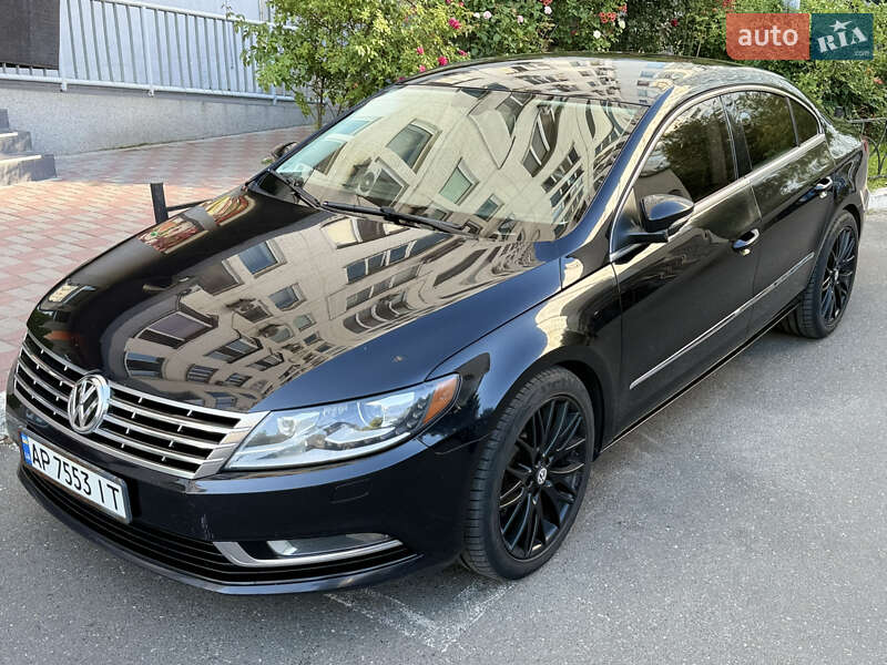 Купе Volkswagen CC / Passat CC 2015 в Києві