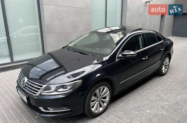 Купе Volkswagen CC / Passat CC 2013 в 