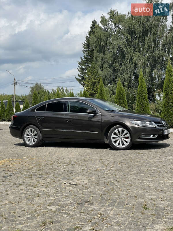Купе Volkswagen CC / Passat CC 2012 в Тернополе