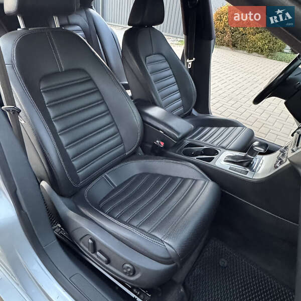 Купе Volkswagen CC / Passat CC 2010 в Белой Церкви