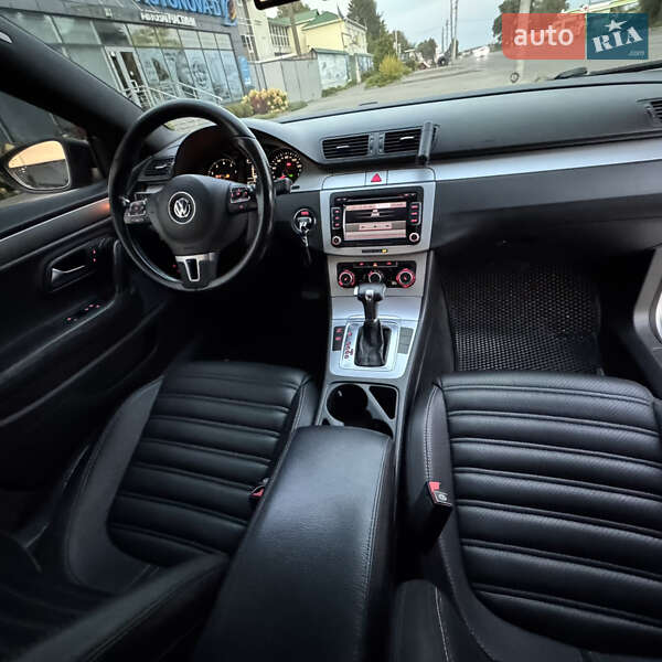 Купе Volkswagen CC / Passat CC 2010 в Белой Церкви