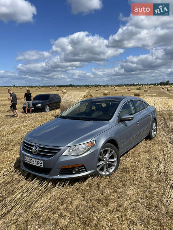 Купе Volkswagen CC / Passat CC 2009 в Жовкве