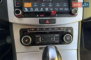 Купе Volkswagen CC / Passat CC 2011 в 