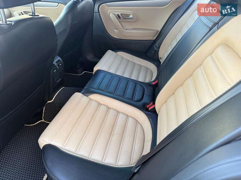 Купе Volkswagen CC / Passat CC 2013 в Одессе