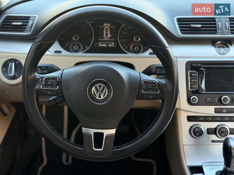 Купе Volkswagen CC / Passat CC 2013 в Одессе