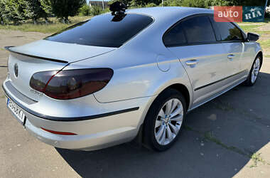 Купе Volkswagen CC / Passat CC 2011 в 
