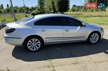 Купе Volkswagen CC / Passat CC 2011 в 
