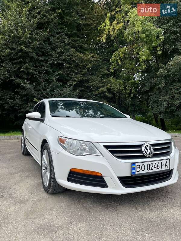 Купе Volkswagen CC / Passat CC 2011 в Борщеві
