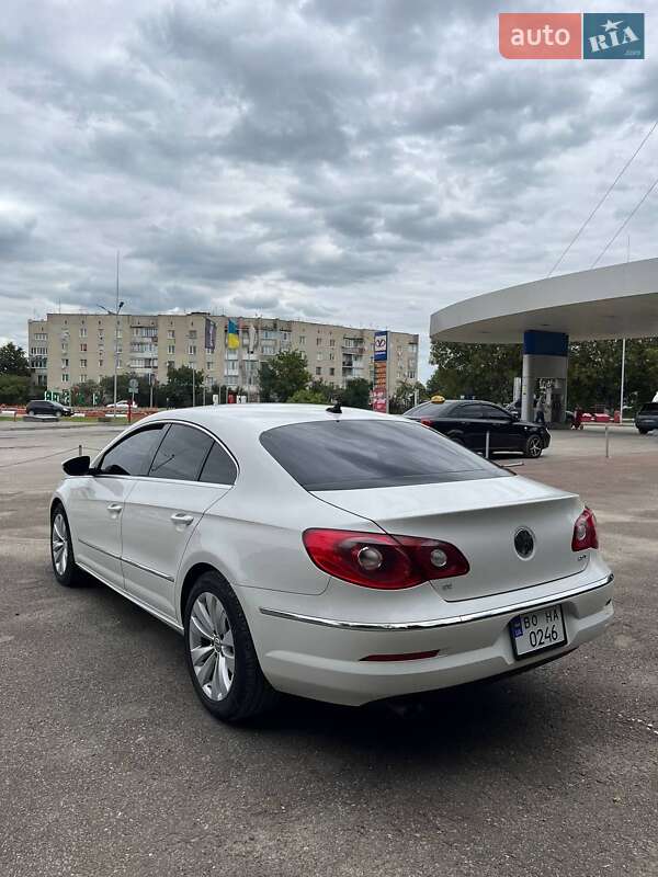 Купе Volkswagen CC / Passat CC 2011 в Борщеві