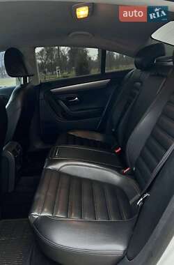 Купе Volkswagen CC / Passat CC 2011 в 