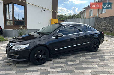Купе Volkswagen CC / Passat CC 2010 в 