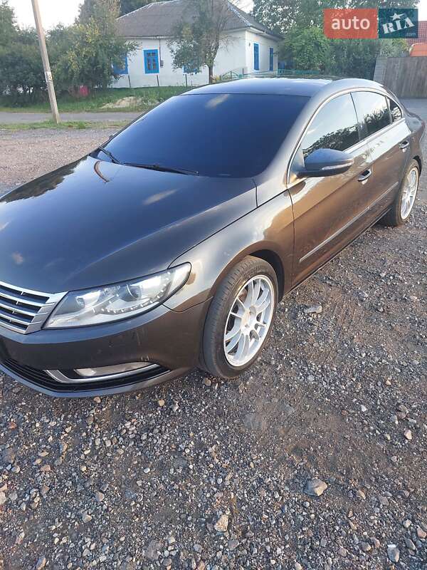 Купе Volkswagen CC / Passat CC 2016 в Ровно