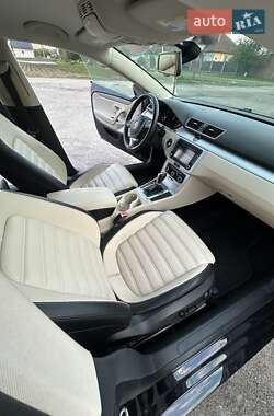 Купе Volkswagen CC / Passat CC 2011 в 