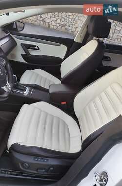 Купе Volkswagen CC / Passat CC 2013 в 